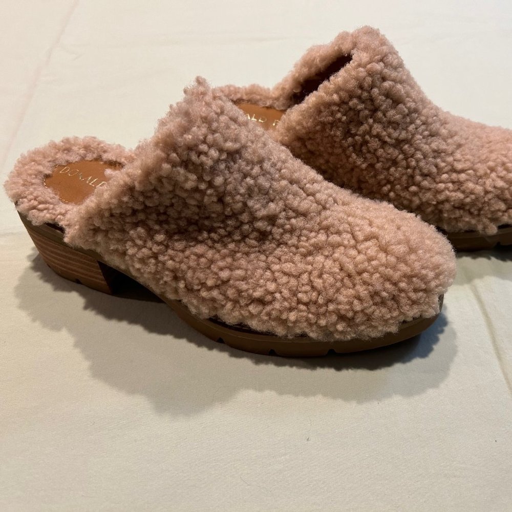 Donald Pliner Sammie Tan Clogs Size 6.5